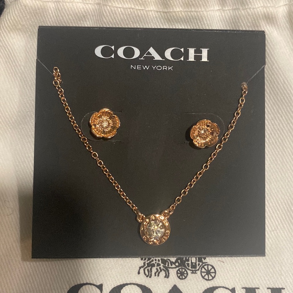 COACH - Necklace & earrings - Picture 7 of 7
